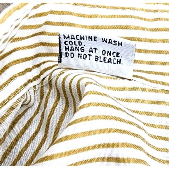 Las Olas Made in Korea Vintage Bird Floral Embroidered Gold Stud Button Up Shirt - Picture 9 of 12